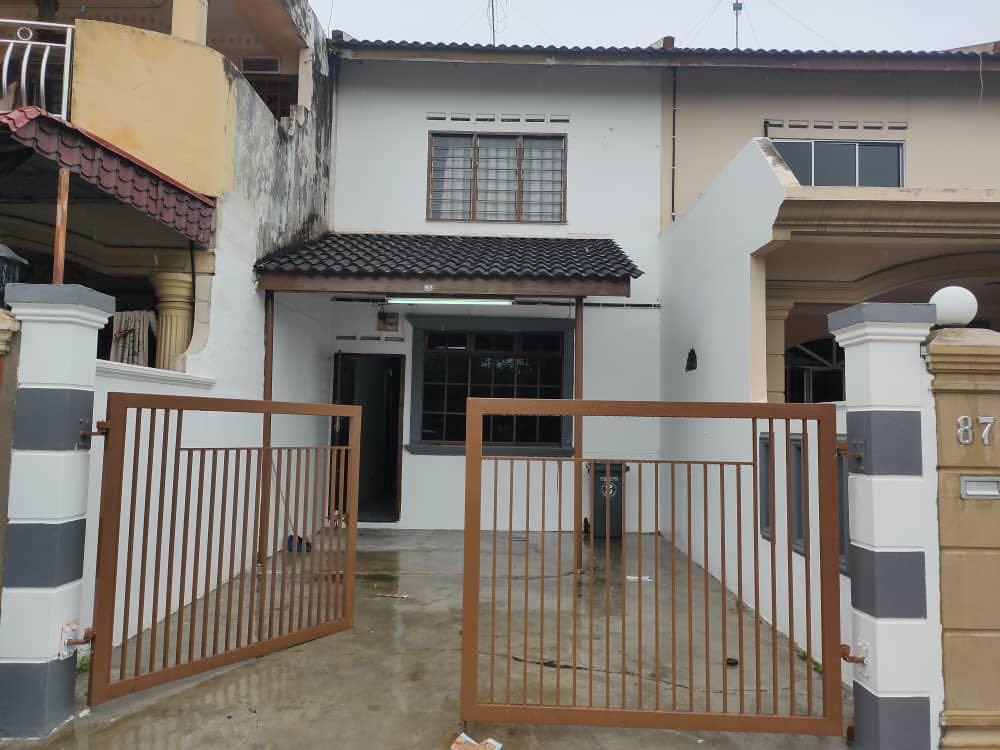 Rumah Untuk Di Jual Medium Cost Taman Puteri Wangsa Johor 3 Bedroom Only 245k Only Property For Sale On Carousell