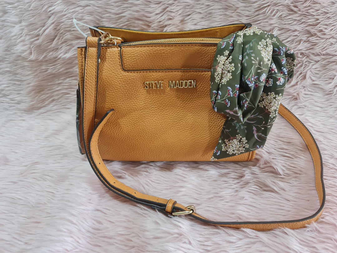 steve madden mustard bag