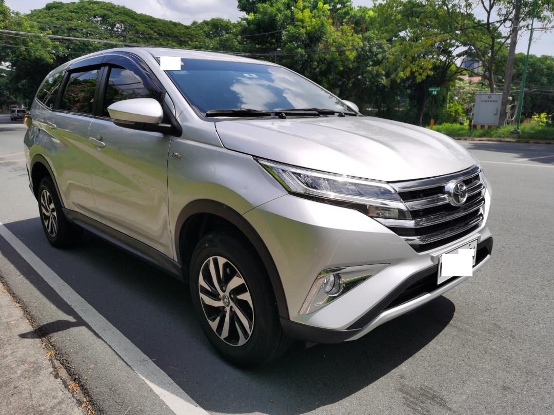 Toyota rush sales 1.5 e at