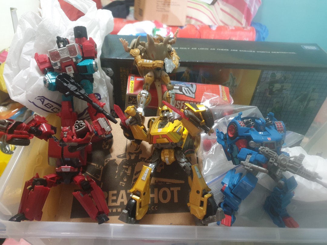 Wfc Perceptor Transformers Generations skids Gdo cliffjumper wfc bumblebee titan ...