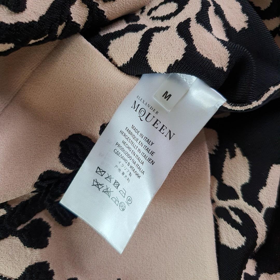 Authentic Alexander McQueen Dress (Category: Luxury Apparel) located in Taguig. Submitted by janabanana101 (Listing ID 1032891141, Image 3). Description: Never been used Bought for over 100k in store. Size: M RFS: Decluttering Selling for 50K marked down to 38k.
