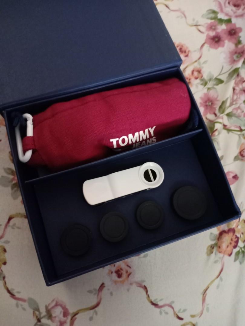 authentic TOMMY JEANS lens (Category: Android Others) located in Paranaque City. Submitted by spinx27 (Listing ID 1032791808, Image 2). Description: cheapest price na .. rfs need funds :( 4 diff. lenses in 1 box.