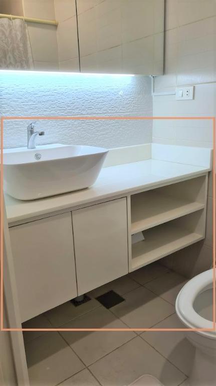 Bathroom Table Top Wash Basin With Cabinet Home Furniture Furniture Fixtures Bath Fixtures On Carousell