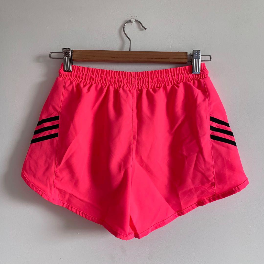 BNWT Adidas neon pink slant running 
