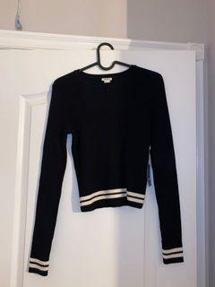 BNWT fitted knit sweater