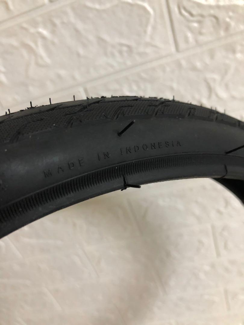 Brompton tires by vittoria townee, Sports Equipment, Bicycles & Parts