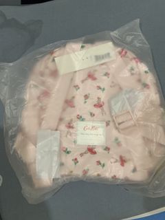 （分類：）位於 。 由 yan.chanyan 提交（商品編號 1032778755，圖片 1）。簡介： 。