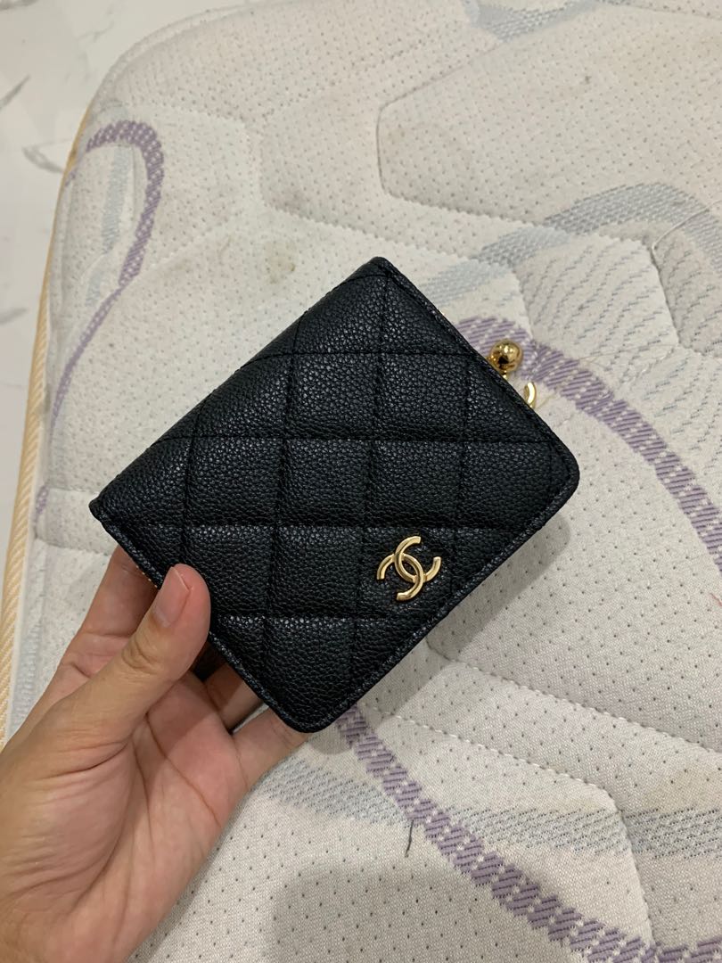 Chanel VIP Gift Bifold wallet, Women's Fashion, Bags & Wallets