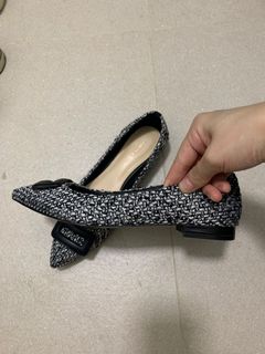 (Category: ) located in . Submitted by fionayolip (Listing ID 1032883423, Image 1). Description: .