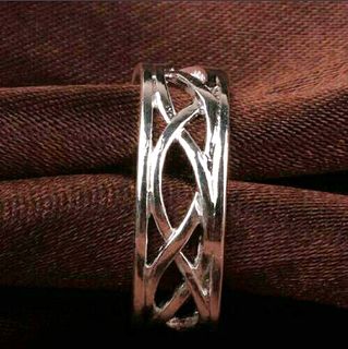 (Category: ) located in . Submitted by laksh_25 (Listing ID 1032855185, Image 1). Description: .