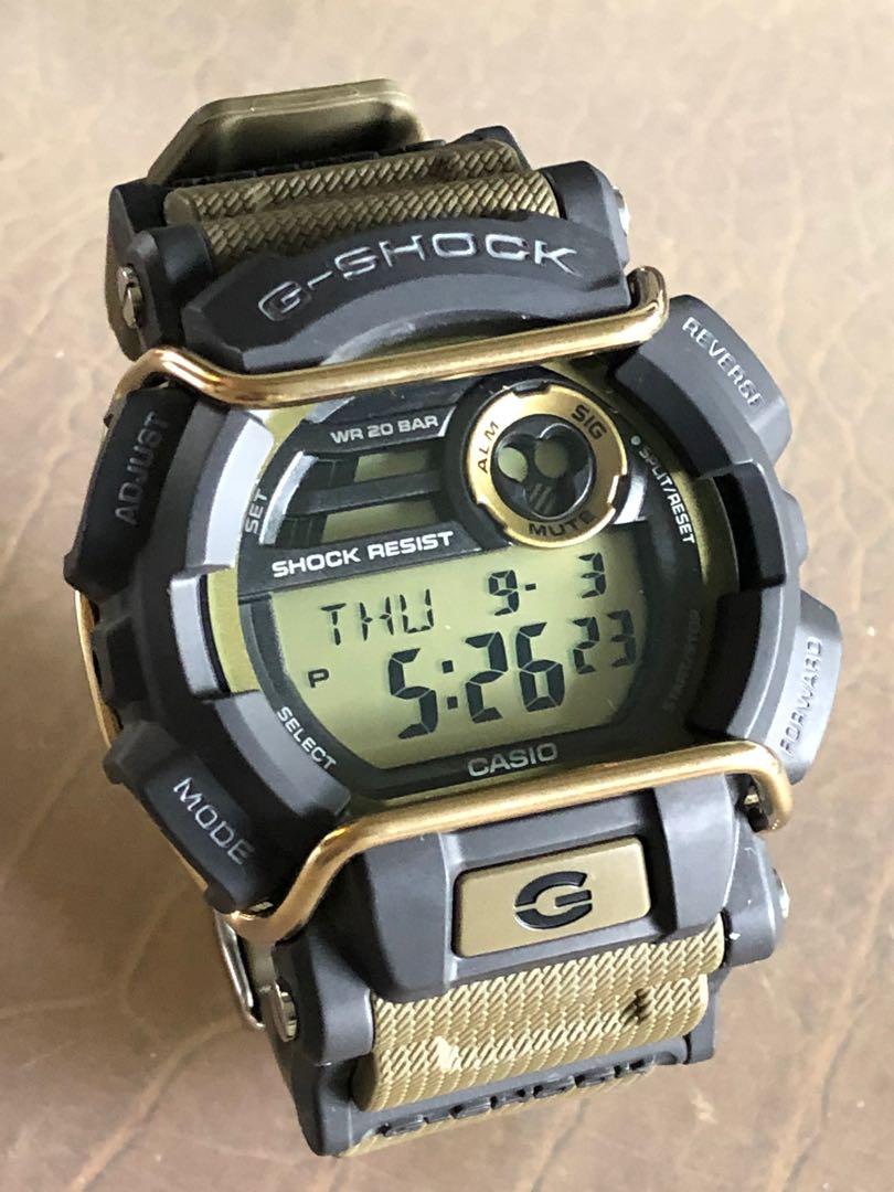 G shock with metal guard clearance