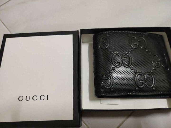 gucci embossed wallet