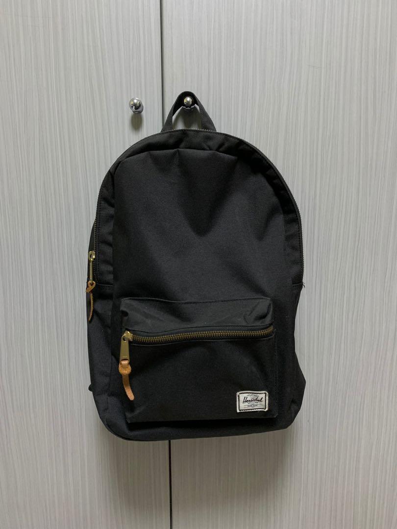 Herschel Settlement Mid Volume Black