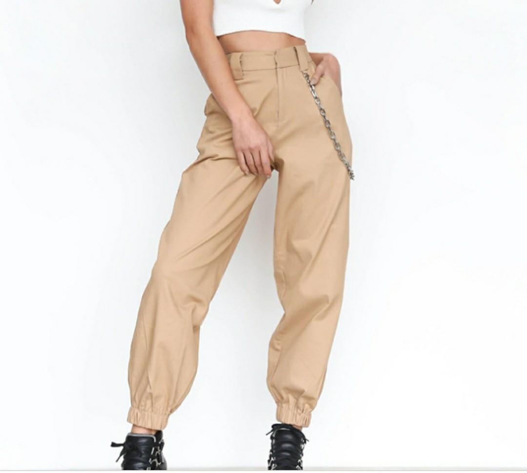 khaki cargo shorts women's