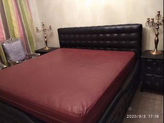 King Size Bed Frame whole set not include candle holders