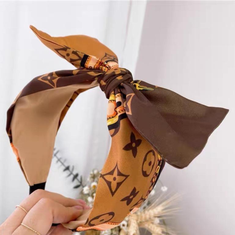 LOUIS VUITTON SCRUNCHIE HAIR ACCESSORY HAIR RIBBON BROWN DENIM MONOGRAM SILK  NEW