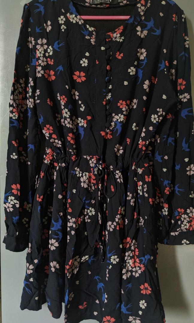 Long sleeves Floral dress (Category: Dresses) located in Cainta. Submitted by roxanhernandez (Listing ID 1032822936, Image 1). Description: .