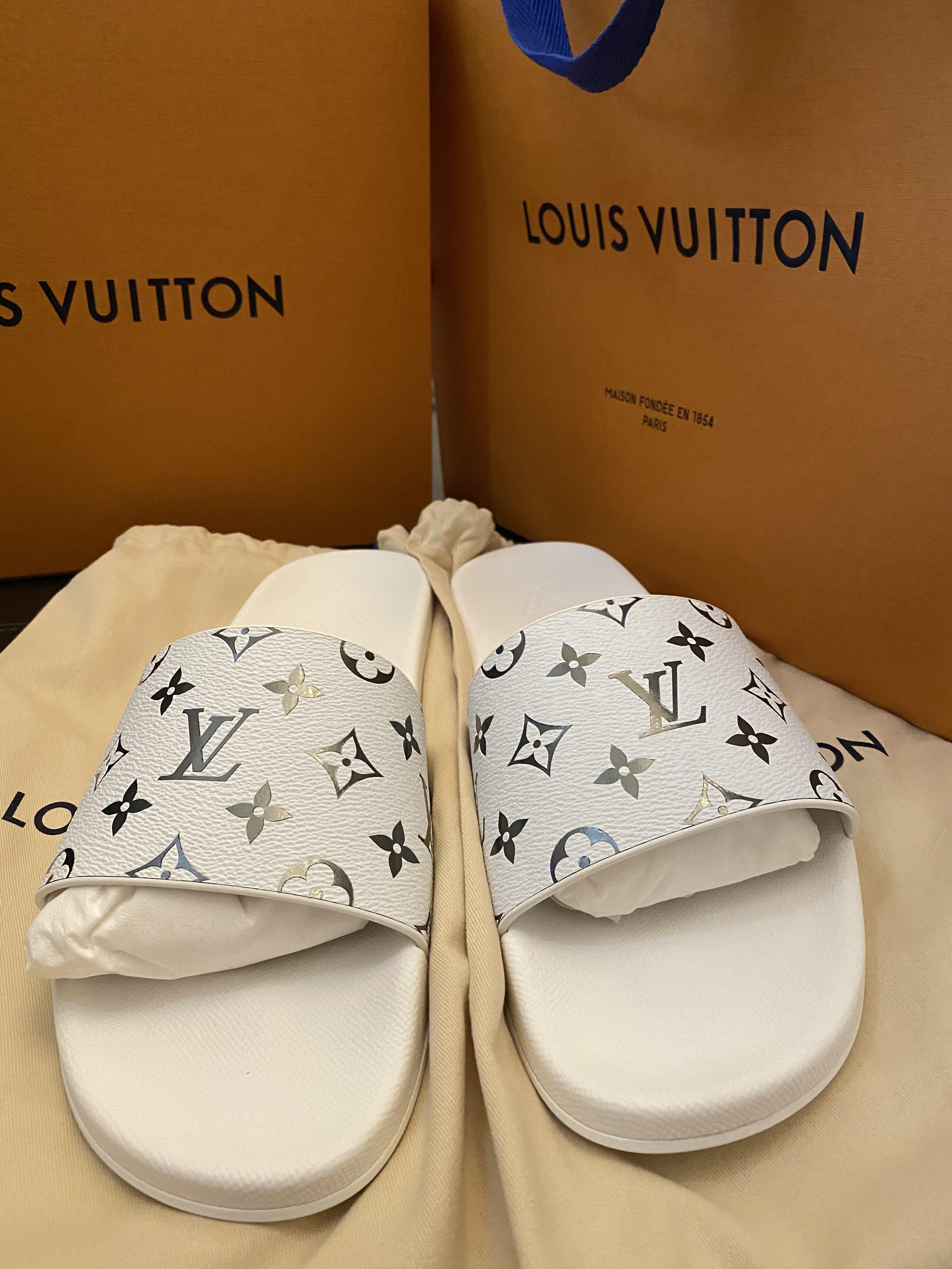 Louis Vuitton Sandals Waterfront Mules Black Pool Slides LV Men/Boy
