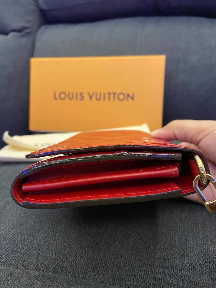 LV Cherrywood Chain Wallet Monogram Vernis Noir, Luxury, Bags & Wallets on  Carousell