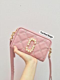 Marc Jacobs Quilted Softshot 17