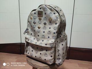 mcm backpack malaysia