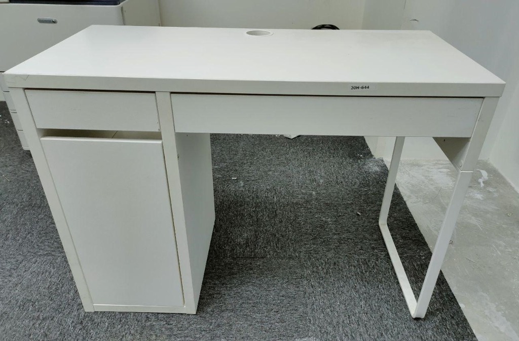Ikea on sale meja study