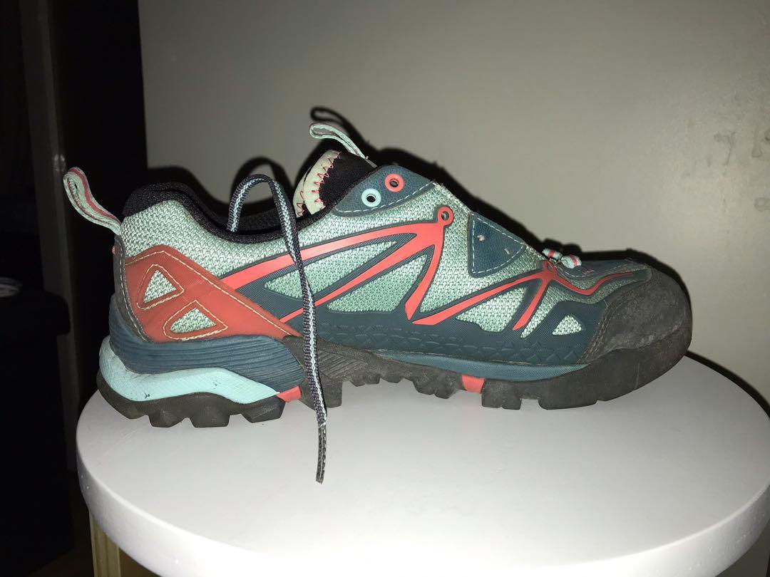 merrell slip on hiking shoes