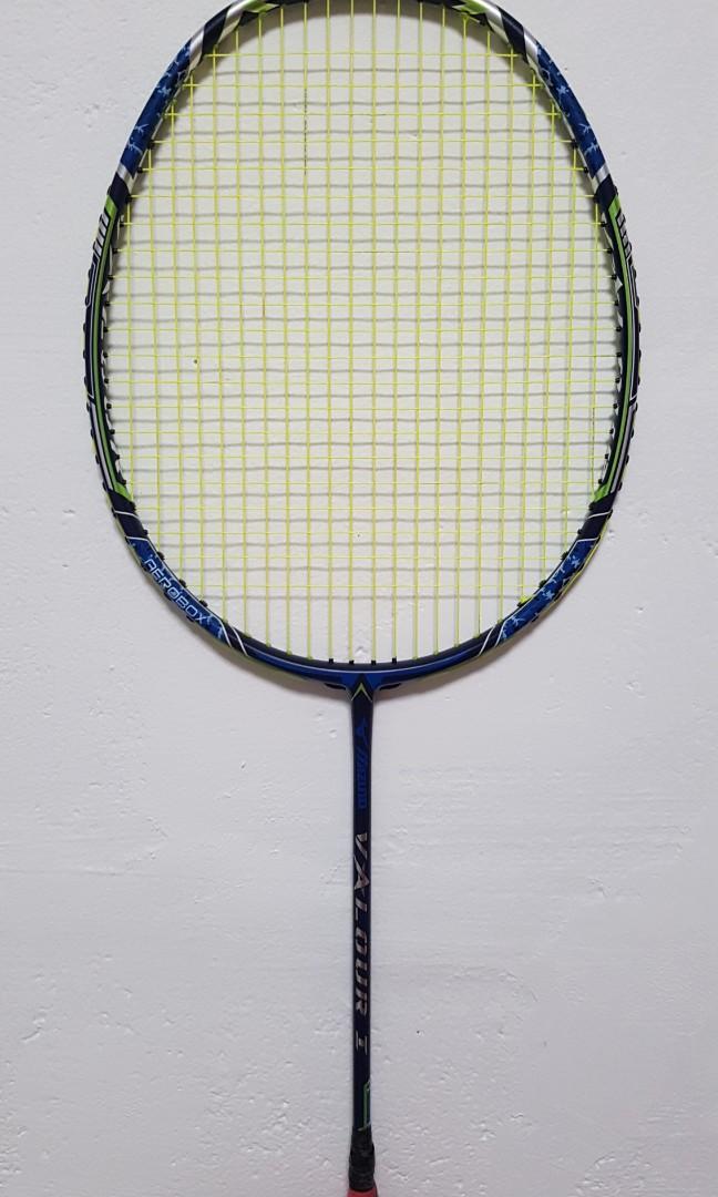 mizuno valour 1