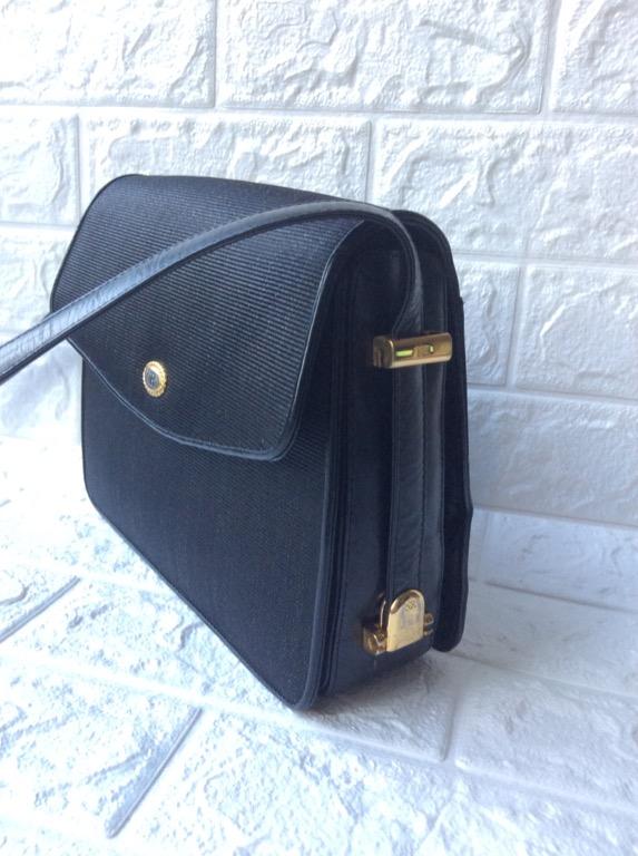 Vintage nina ricci shoulder bag sale