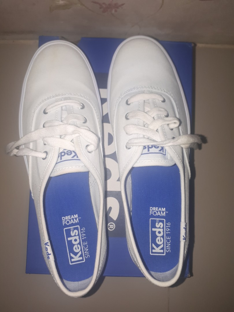 keds triple seasonal solids white