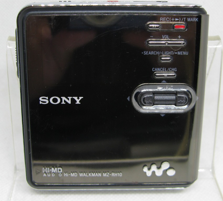 Sony HIMD Walkman MZRH10, Audio, Portable Audio Accessories on Carousell