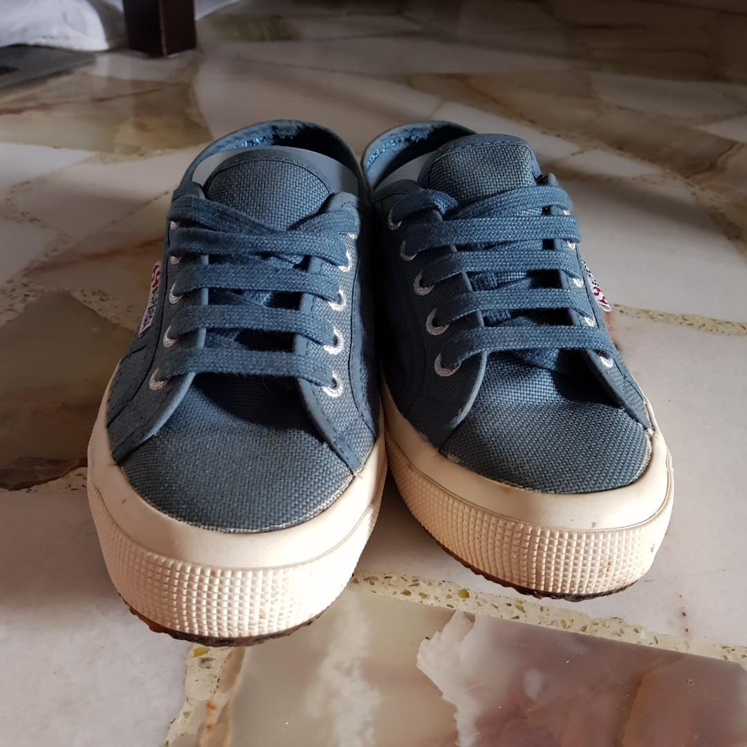 Superga jurong top