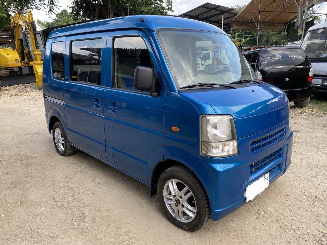Multicab van store