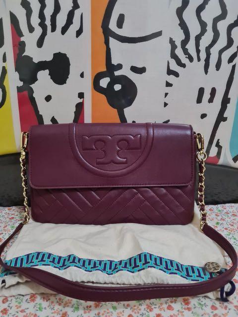 Alexa clutch tory shop burch