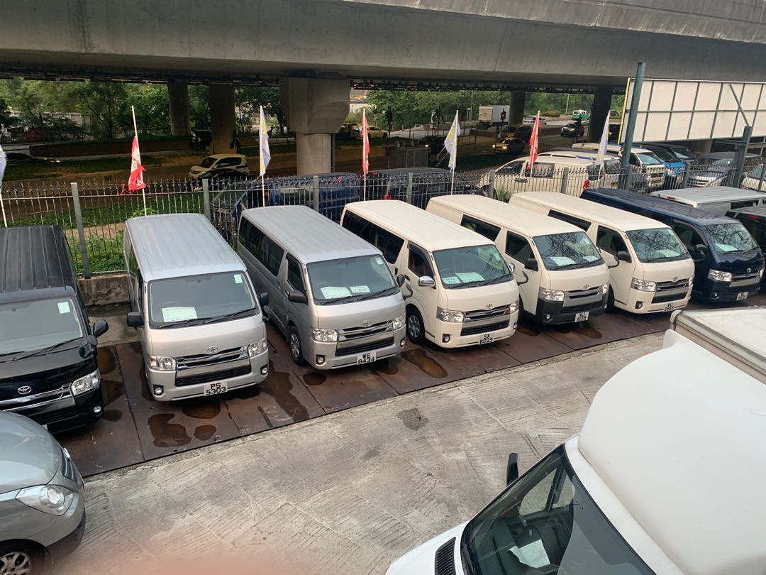 Toyota Hiace 3.0 High Roof GL Bus (A)62863175474818112