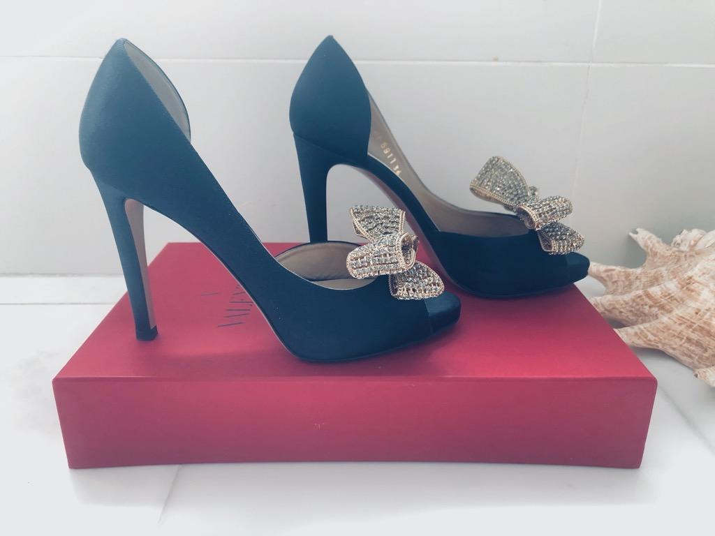 Valentino Shoes Bow With Heels Women S Fashion Shoes Heels On Carousell