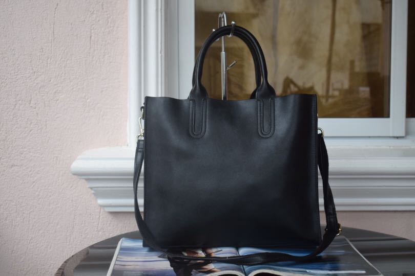 Authentic Della Stella Minimalist Style Smooth Leather 2 way Bag