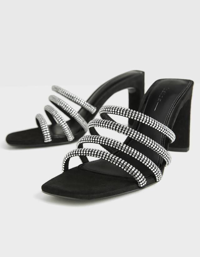 bershka black sandals