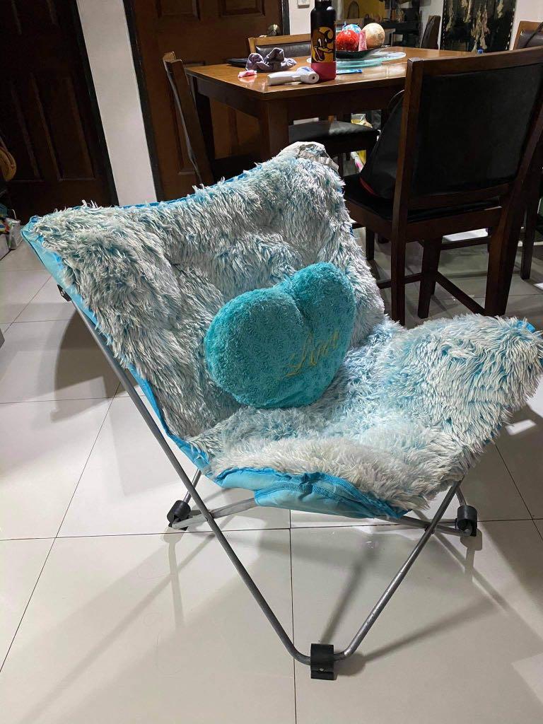 Teal fluffy 2025 chair