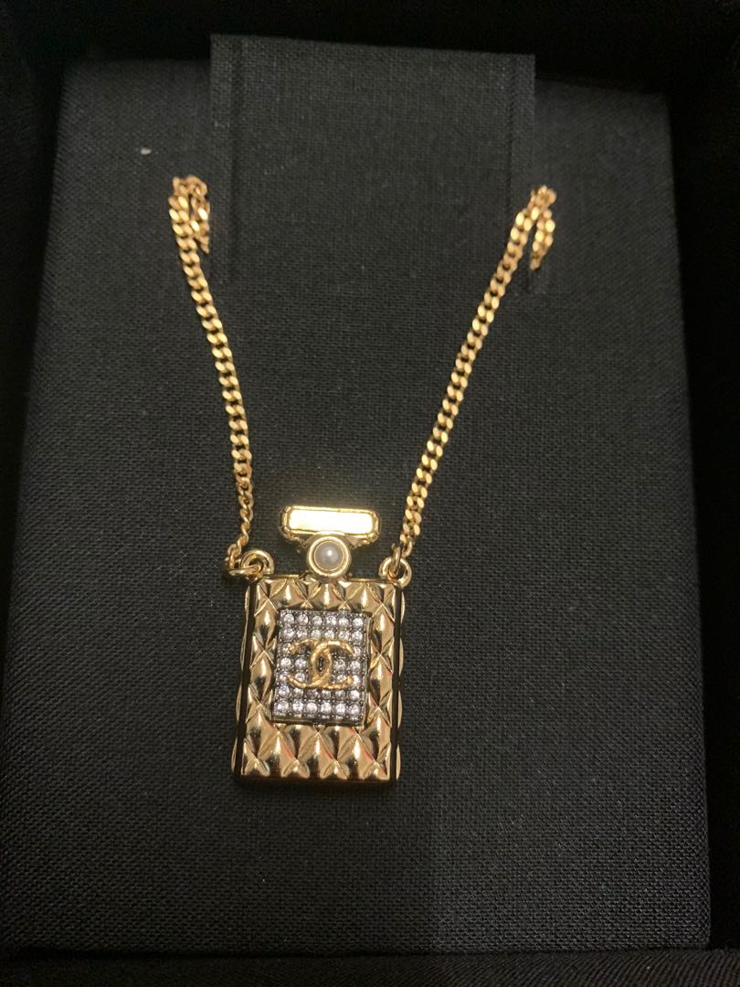 chanel iced out chain