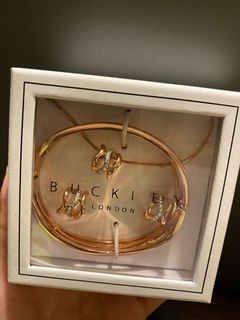 （分類：）位於 。 由 queenofmisc 提交（商品編號 1038585318，圖片 1）。簡介： 。
