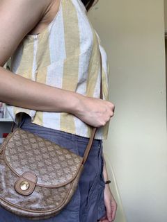 （分類：）位於 。 由 hellololooooo 提交（商品編號 1038500173，圖片 1）。簡介： 。