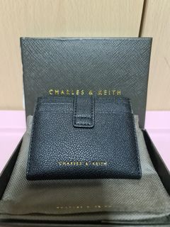 (Category: ) located in . Submitted by clover_closet (Listing ID 1038573951, Image 1). Description: .