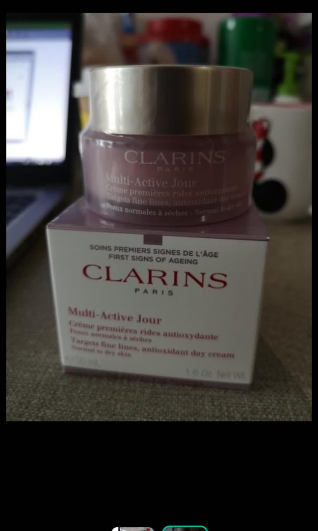 clarins day moisturiser