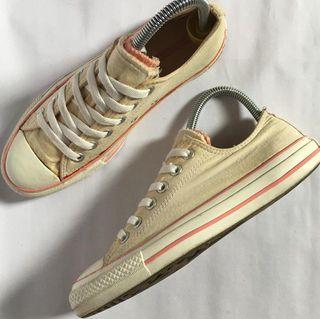 harga kasut converse original di malaysia