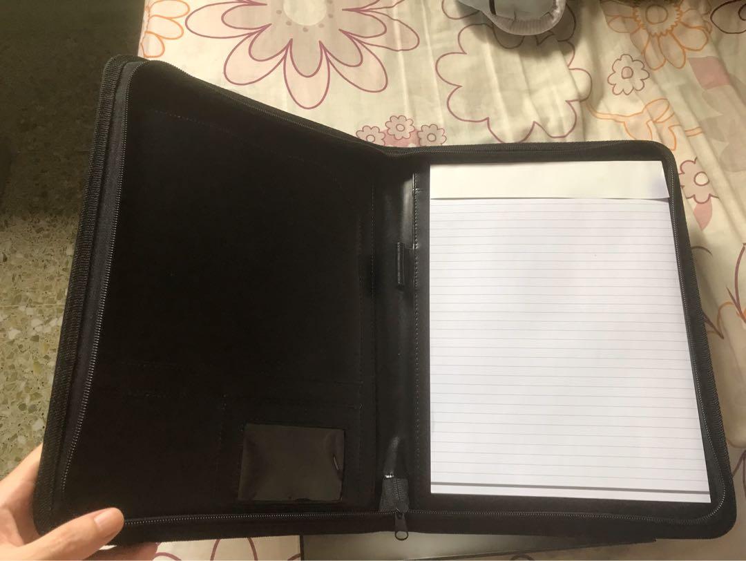 Document File Folder (Category: Stationery & School Supplies) located in Singapore. Submitted by donglin.guo.7 (Listing ID 1038545102, Image 3). Description: Brand new Comes with black box 📦 Good gift for teachers, office clerks .