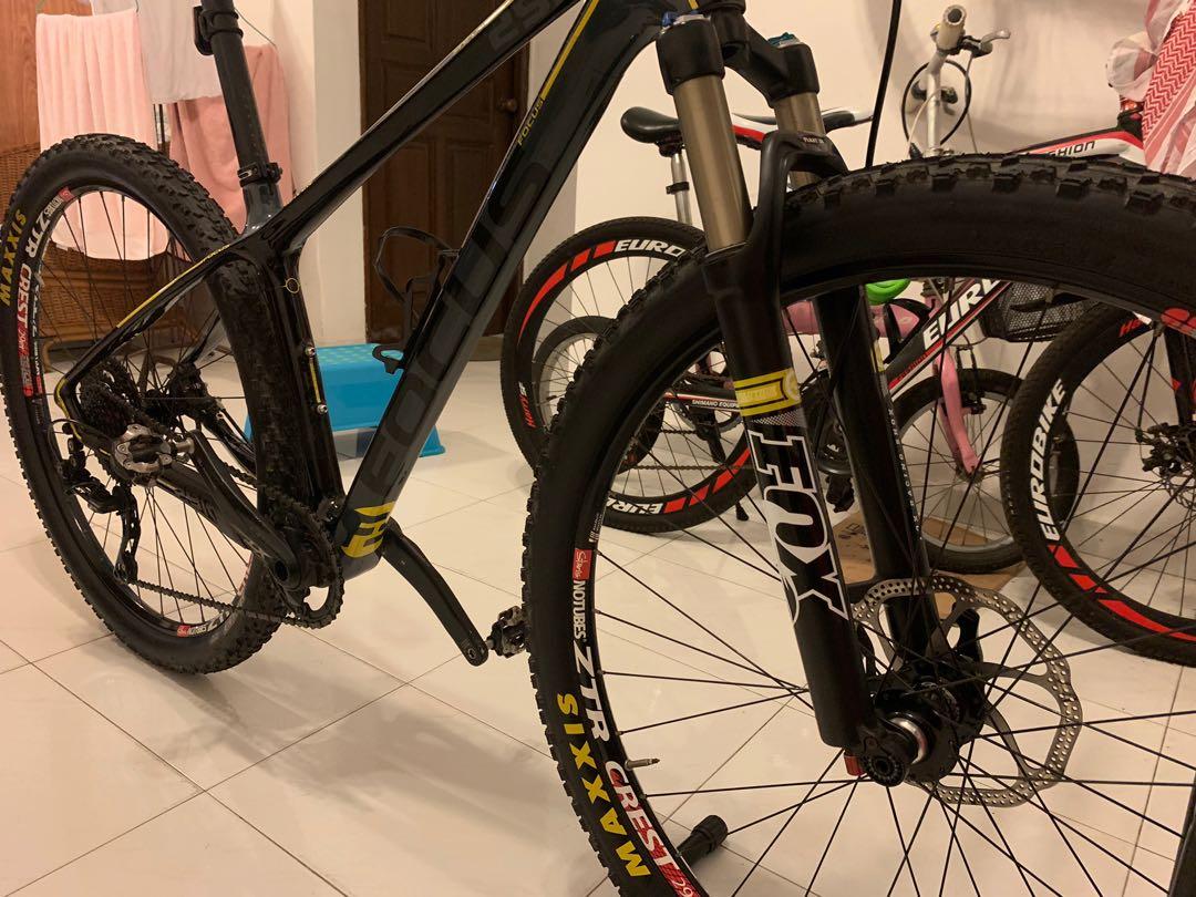 Focus raven shop 29r carbon