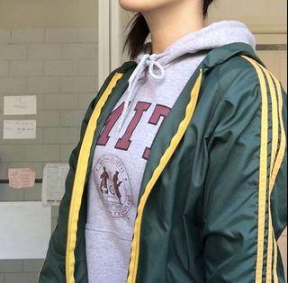 Green Adidas Windcheater🐸
