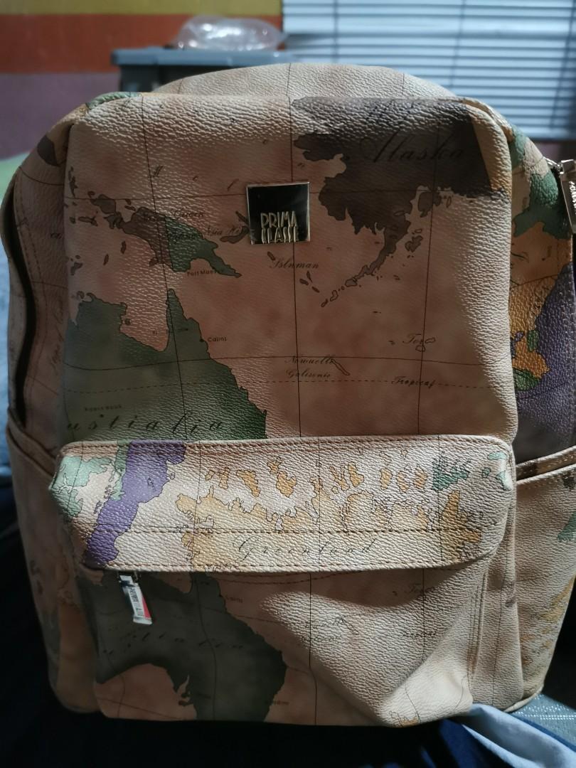 Large size Prima Classe Map Bag Good as New! (Category: Backpacks) located in Calamba. Submitted by purple_1230 (Listing ID 1038603675, Image 2). Description: Almost new Prima Classe large map bag. Will fit 15 inch laptop. Slightly negotiable..