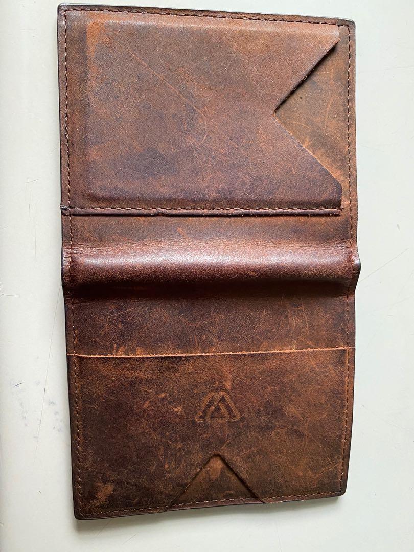 Modest mark discount wallet